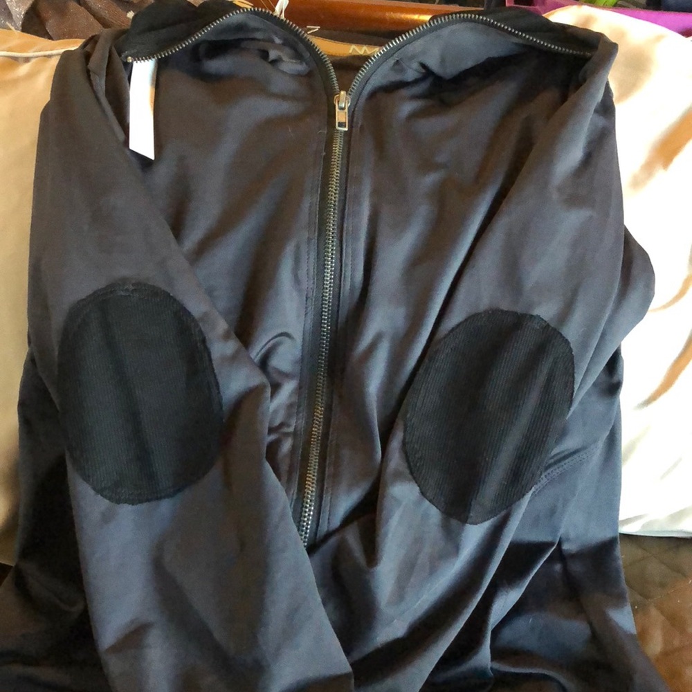 Athletic jacket